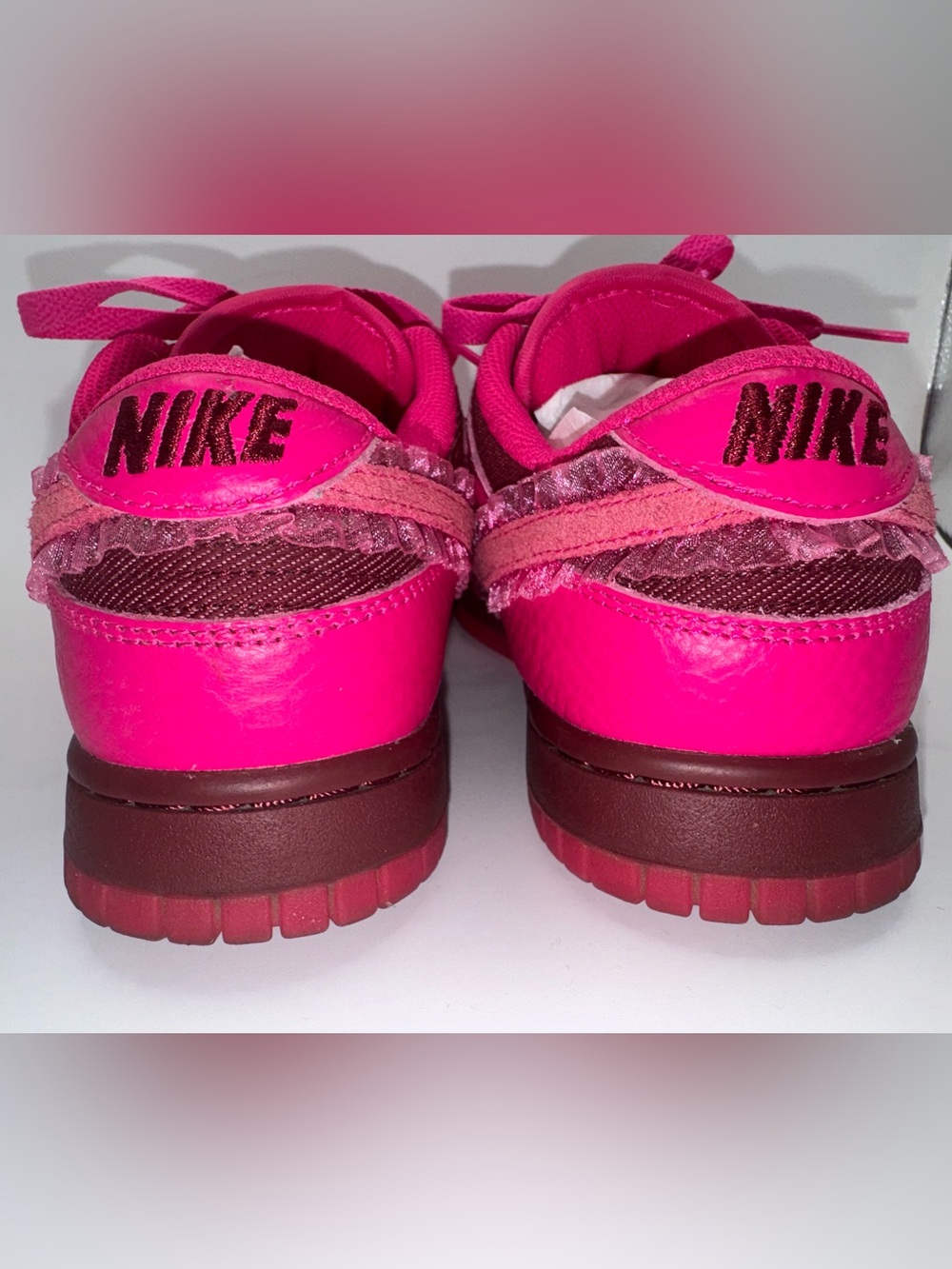 🔥 Nike Dunk Low LX “Pink Foam/Burgundy Crush” Ruffle Swoosh Women’s 7 🔥 - Picture 9 of 17